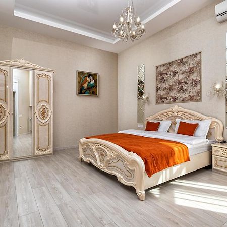 2 Bedroom Apartment Tykha Street City Center With Parking Place إلفيف المظهر الخارجي الصورة
