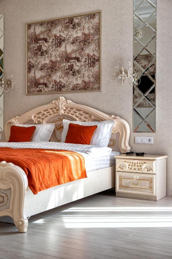2 Bedroom Apartment Tykha Street City Center With Parking Place إلفيف المظهر الخارجي الصورة