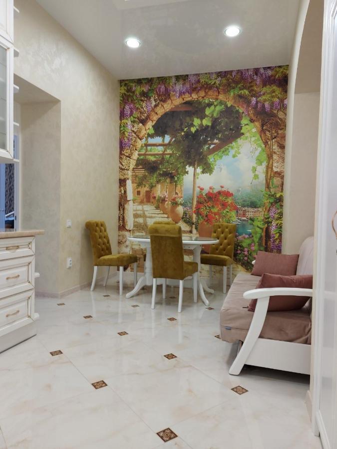 2 Bedroom Apartment Tykha Street City Center With Parking Place إلفيف المظهر الخارجي الصورة