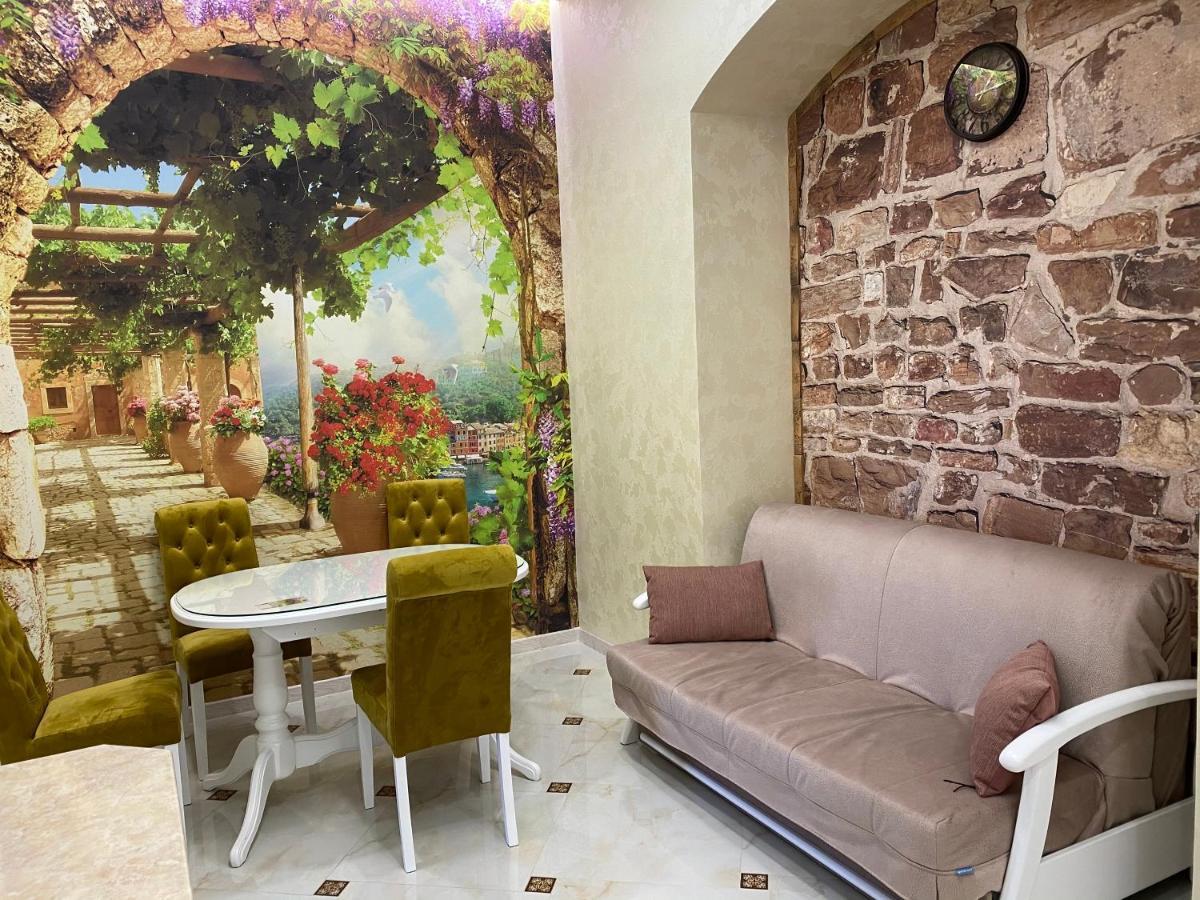2 Bedroom Apartment Tykha Street City Center With Parking Place إلفيف المظهر الخارجي الصورة